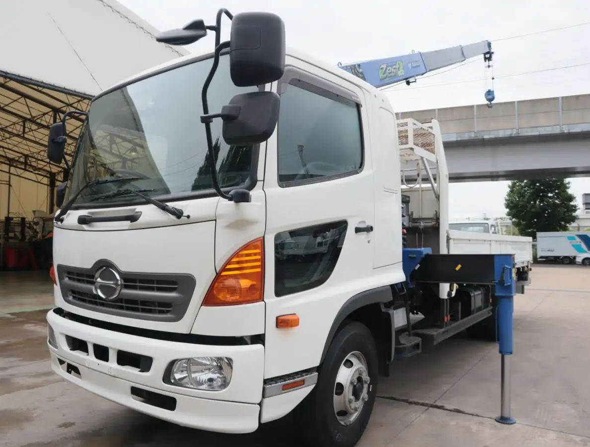 日野 レンジャー 中型/増トン クレーン付 3段 ラジコンの中古トラック画像1