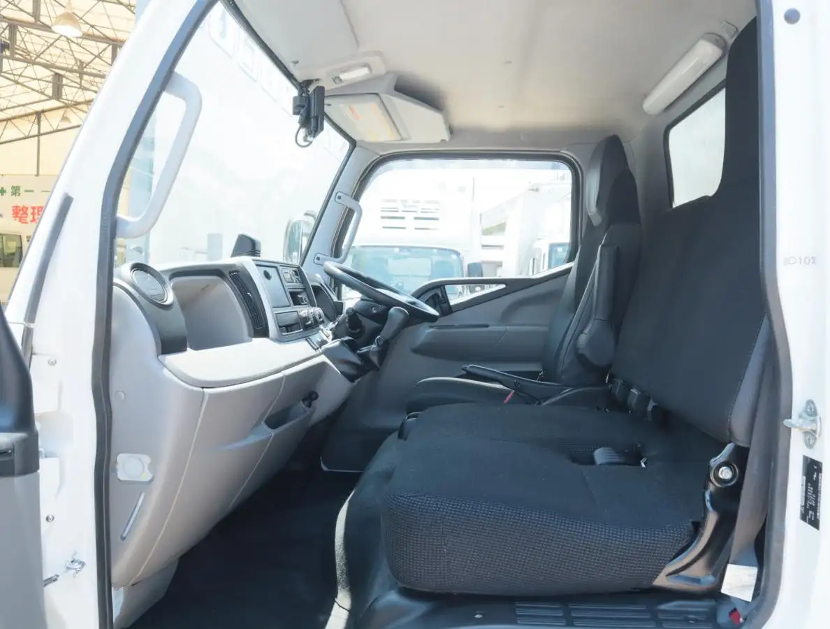 三菱 キャンター 小型 アルミバン TPG-FEA50 H31/R1の中古トラック画像15