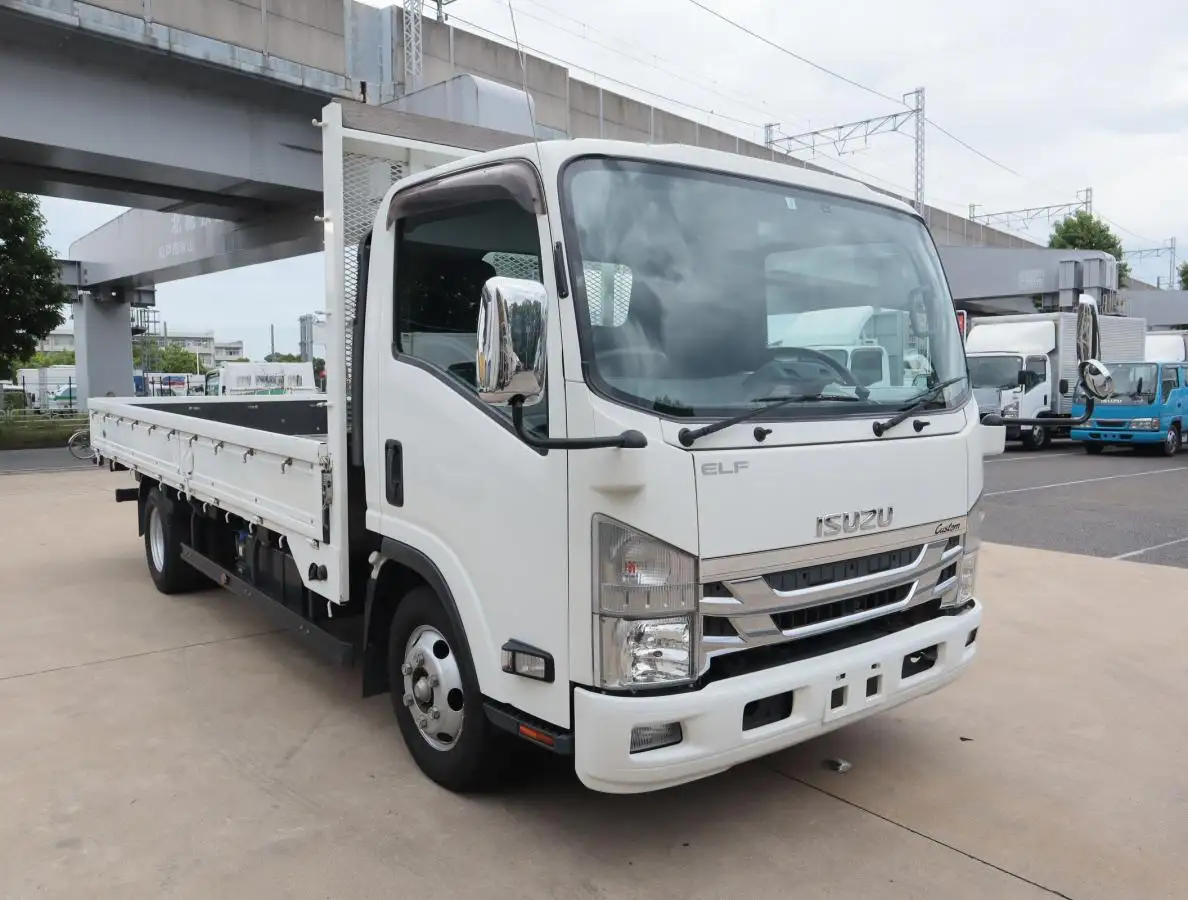 いすゞ エルフ 小型 平ボディ 2RG-NPR88AR R2の中古トラック画像2