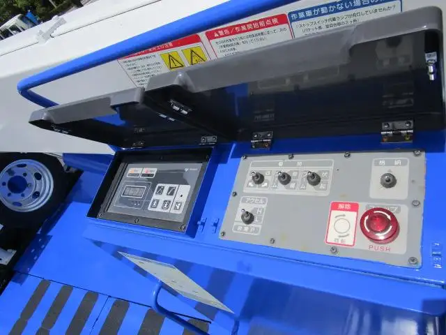 いすゞ エルフ 小型 高所・建柱車 高所作業車 SKG-NKR85YNの中古トラック画像10