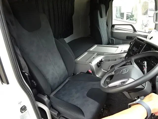 日産UD クオン 大型 ウイング ハイルーフ エアサスの中古トラック画像10