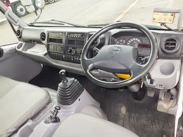 日野 デュトロ 小型 パッカー車 プレス式 TKG-XZU700Mの中古トラック画像8