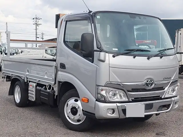 トヨタ ダイナ 小型 平ボディ 床鉄板 2RG-XZC605の中古トラック画像2