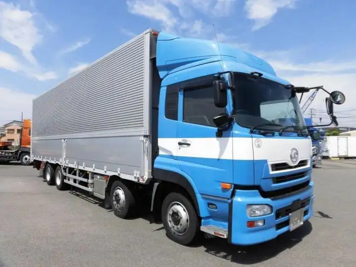 日産UD クオン 大型 ウイング 床鉄板 エアサスの中古トラック画像2