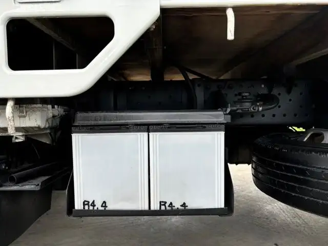 いすゞ エルフ 小型 平ボディ パワーゲート の中古トラック画像像17