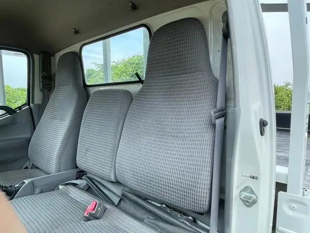 日野 デュトロ 小型 平ボディ  H29の中古トラック画像11
