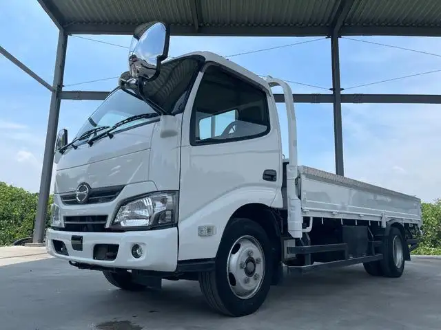 日野 デュトロ 小型 平ボディ  H29の中古トラック画像1