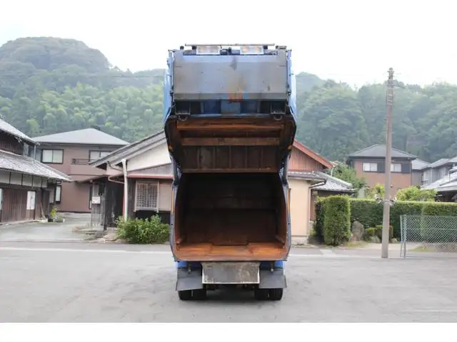 いすゞ エルフ 小型 パッカー車 プレス式 の中古トラック画像4