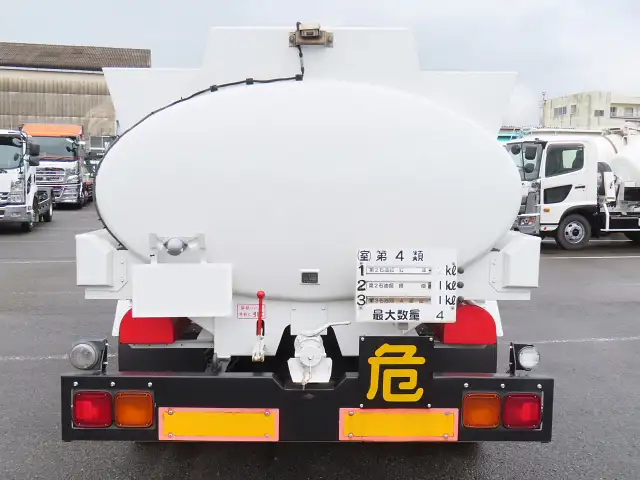 いすゞ フォワード 中型/増トン タンク車 ローリー PB-FRR35D3の中古トラック画像4