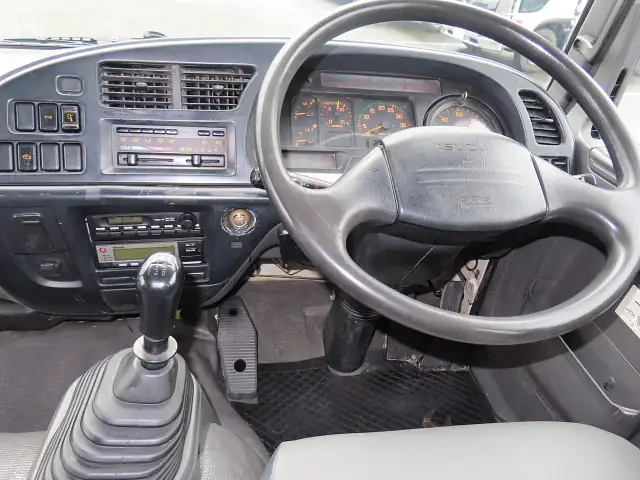 いすゞ フォワード 中型/増トン タンク車 ローリー PB-FRR35D3の中古トラック画像14