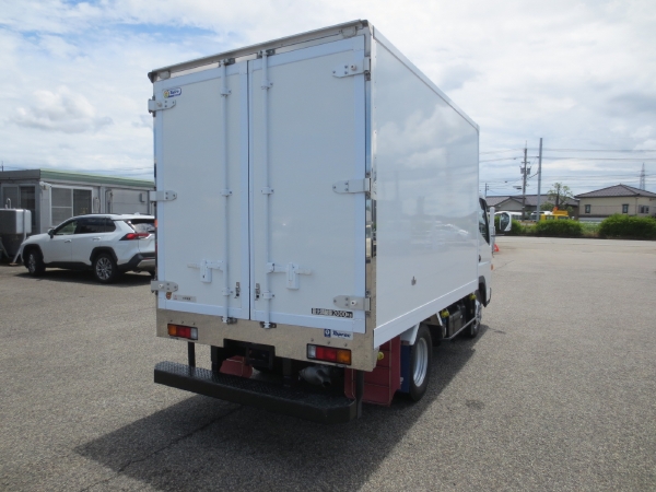 三菱 キャンター 小型 冷凍冷蔵 保冷 キーストンの中古トラック画像4