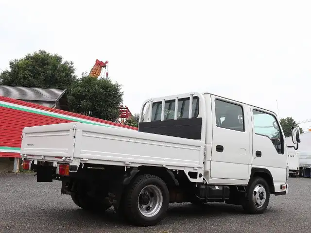 いすゞ エルフ 小型 平ボディ Wキャブ TPG-NJR85Aの中古トラック画像3