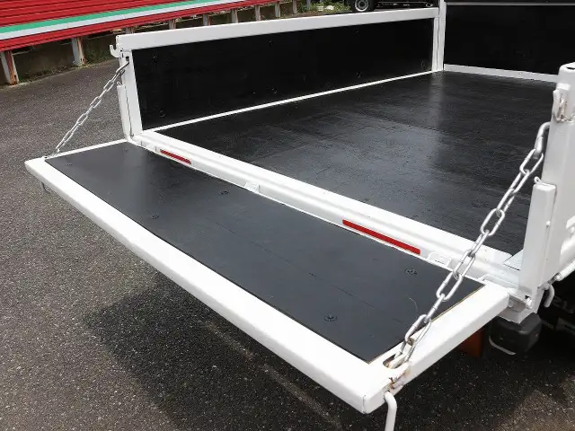 いすゞ エルフ 小型 平ボディ Wキャブ TPG-NJR85Aの中古トラック画像11