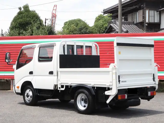 日野 デュトロ 小型 平ボディ Wキャブ パワーゲートの中古トラック画像4