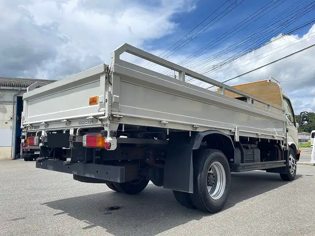 トヨタ トヨエース 小型 平ボディ TKG-XZU650 H28の中古トラック画像2