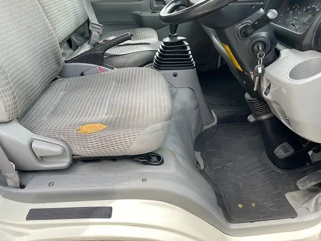 トヨタ トヨエース 小型 平ボディ TKG-XZU650 H28の中古トラック画像11