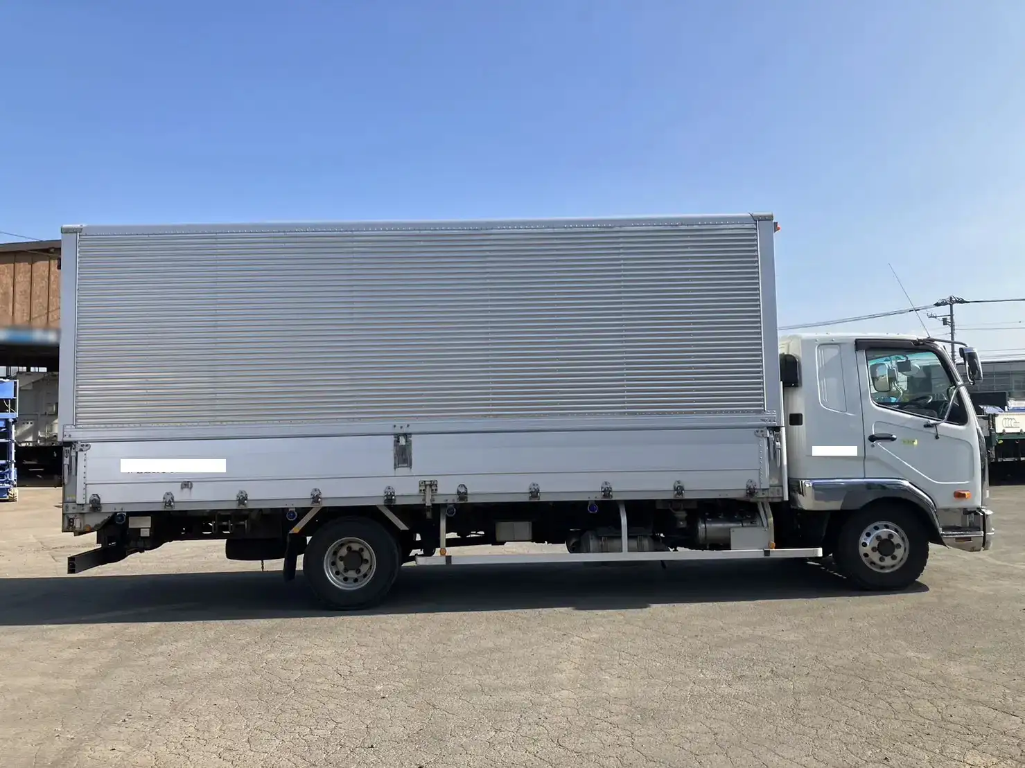 三菱 ファイター 中型/増トン ウイング ベッド 2KG-FK64Fの中古トラック画像4