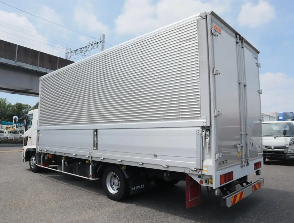 日野 レンジャー 中型/増トン ウイング エアサス ベッドの中古トラック画像5
