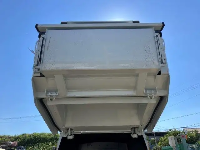 三菱 キャンター 小型 パッカー車 巻き込み式 回転ダンプ式の中古トラック画像9