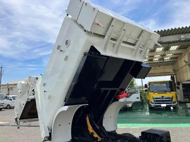 日野 デュトロ 小型 パッカー車 巻き込み式 回転ダンプ式の中古トラック画像15