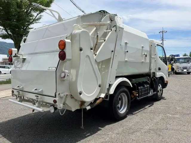 日野 デュトロ 小型 パッカー車 巻き込み式 回転ダンプ式の中古トラック画像2
