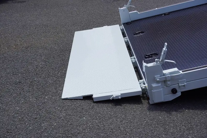 三菱 キャンター 小型 車両重機運搬 ラジコン ウインチの中古トラック画像7