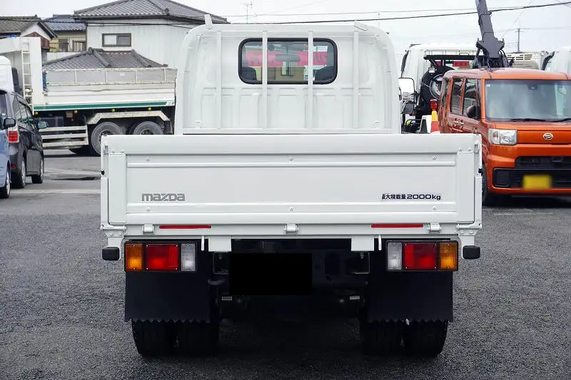 マツダ タイタン 小型 平ボディ 2RG-LKR88A H31/R1の中古トラック画像3