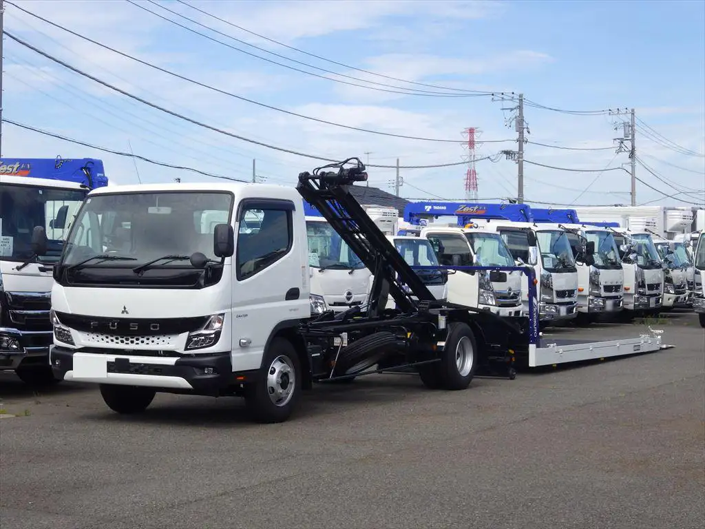 三菱 キャンター 小型 車両重機運搬 ラジコン ウインチの中古トラック画像1