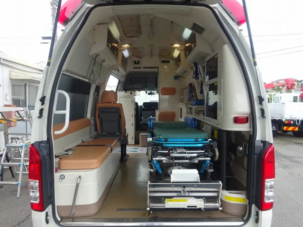トヨタ ハイエース 小型 特殊車両 CBF-TRH226S H28の中古トラック画像10