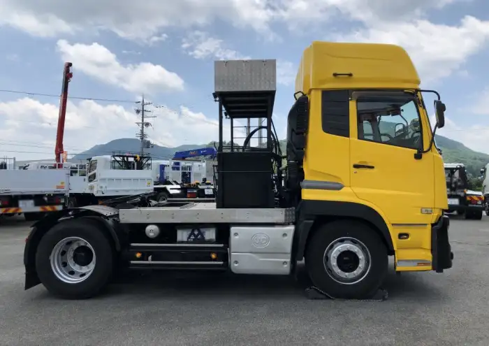 日産UD クオン 大型 トラクター ハイルーフ 1デフの中古トラック画像2