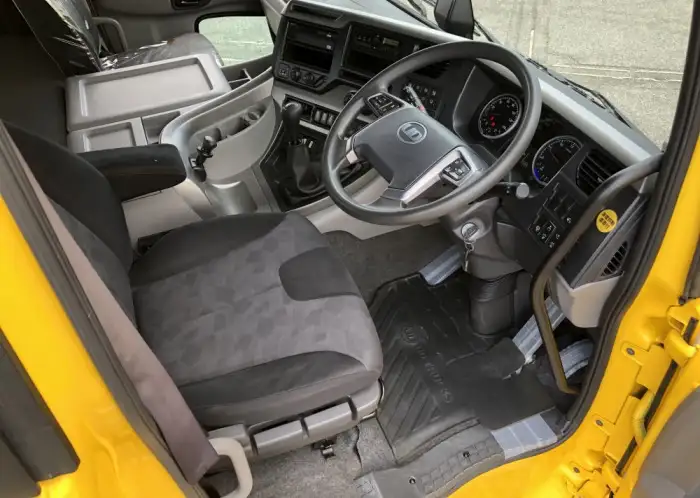 日産UD クオン 大型 トラクター ハイルーフ 1デフの中古トラック画像11
