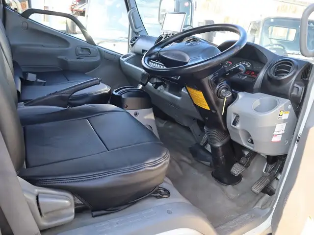 トヨタ ダイナ 小型 平ボディ TKG-XZC605 H31/R1の中古トラック画像10