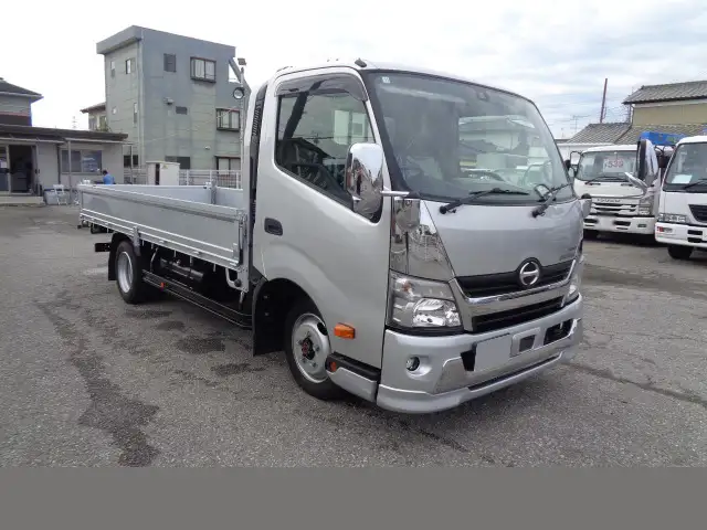 日野 デュトロ 小型 平ボディ 床鉄板 TKG-XZU775Mの中古トラック画像2