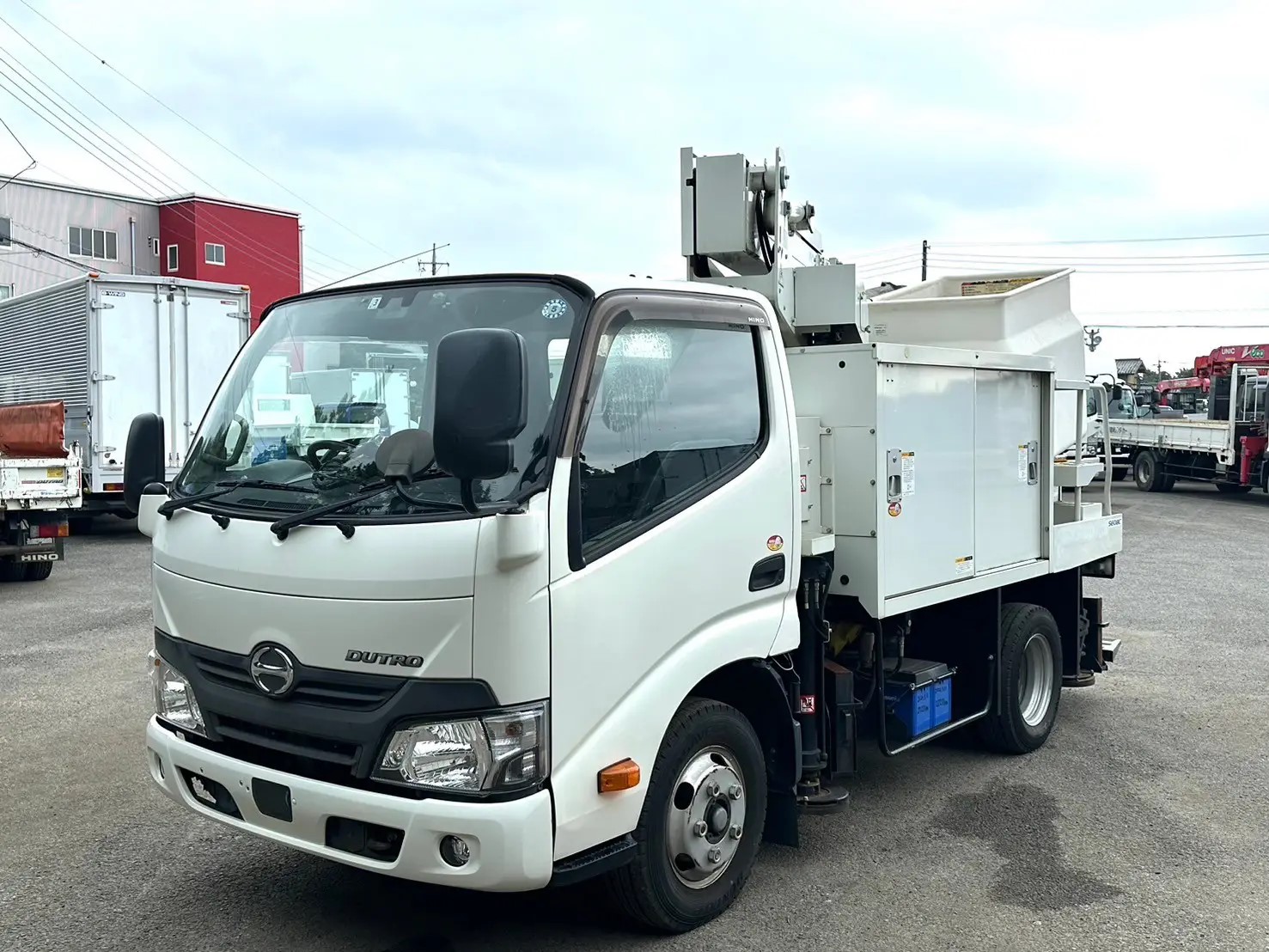トヨタ ダイナ 小型 平ボディ パワーゲート TKG-XZC605 の中古トラック【車両No.102650】