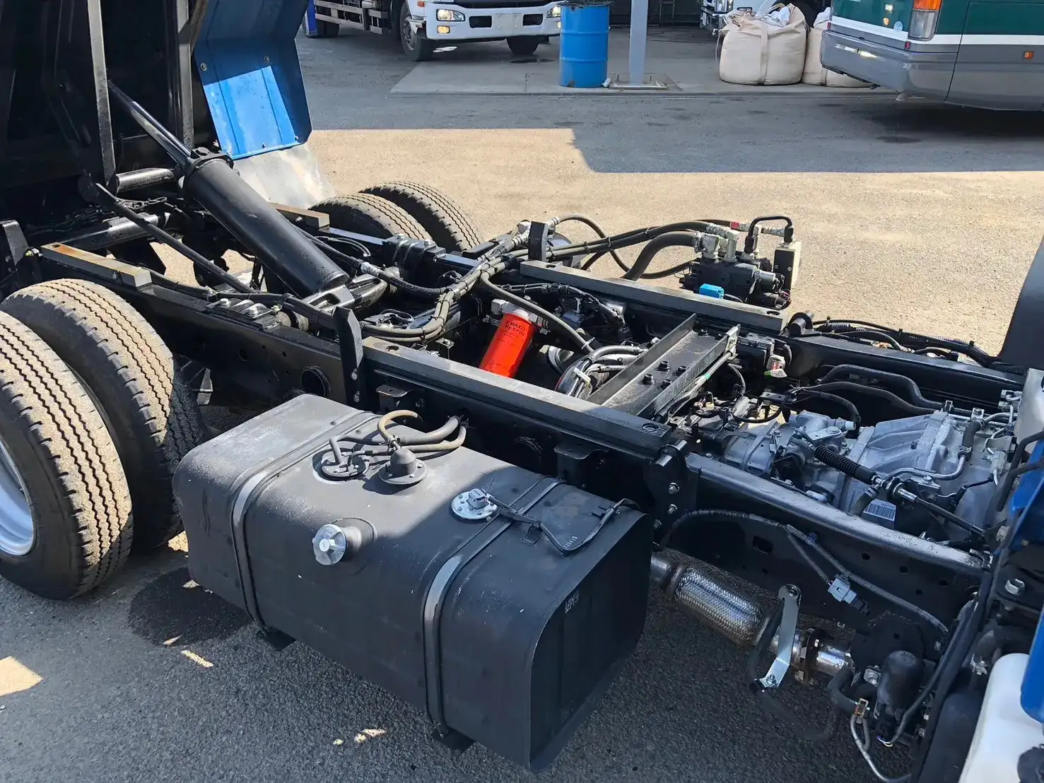 日野 デュトロ 小型 ダンプ ローダー TKG-XZU620Tの中古トラック画像16