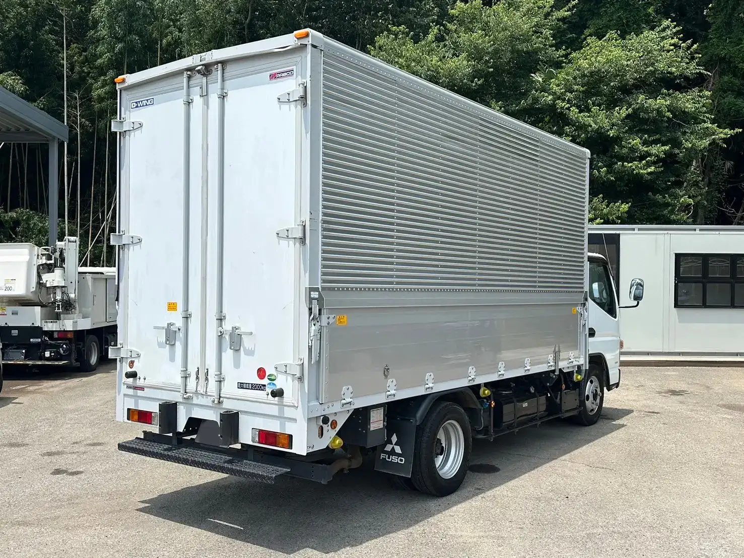 三菱 キャンター 小型 ウイング TPG-FEA50 H30の中古トラック画像3