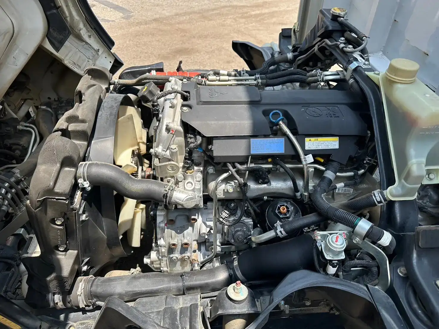 三菱 キャンター 小型 ウイング TPG-FEA50 H30の中古トラック画像19