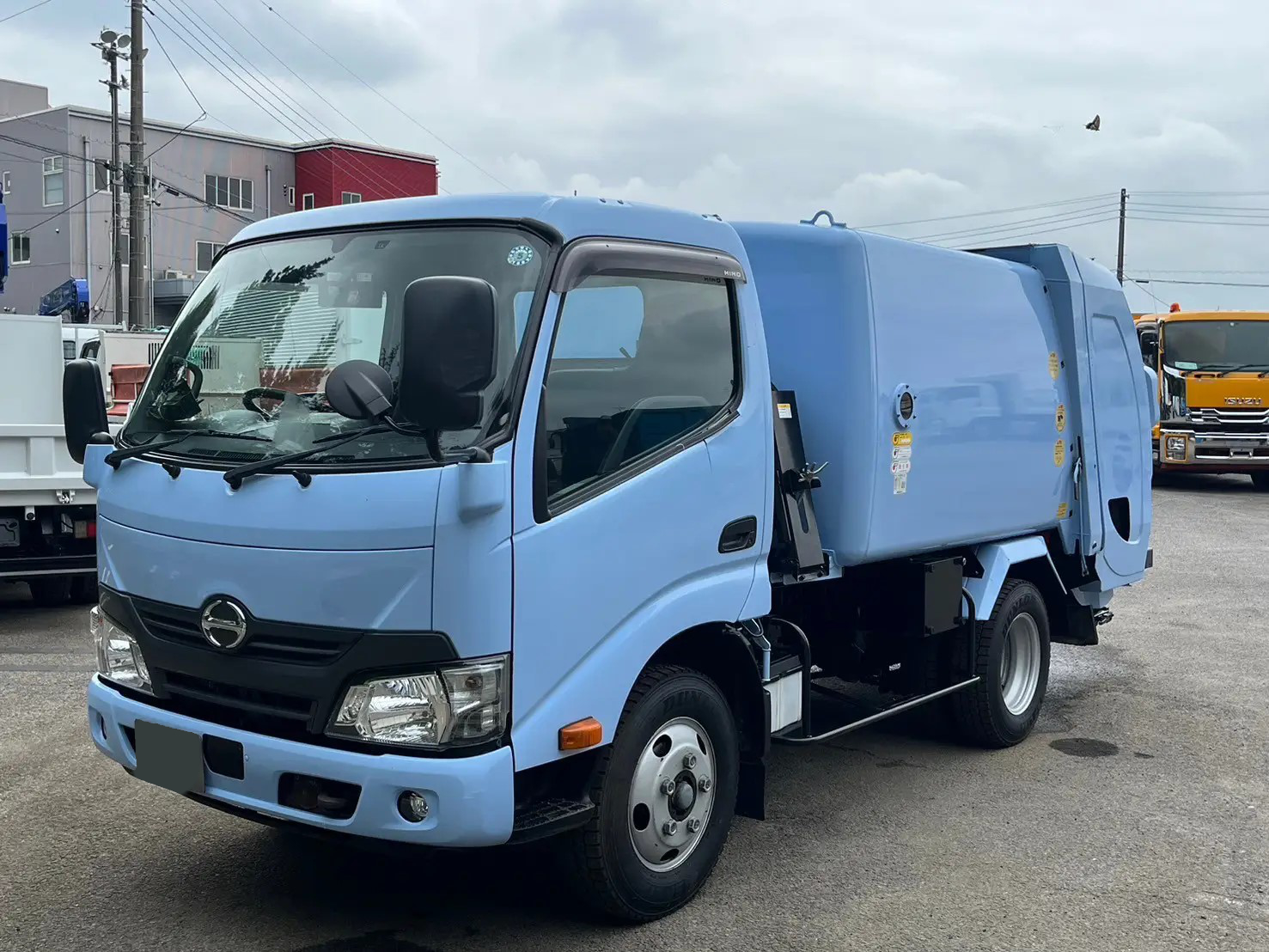 日野 デュトロ 小型 パッカー車 巻き込み式 回転ダンプ式 の中古トラック【車両No.166711】