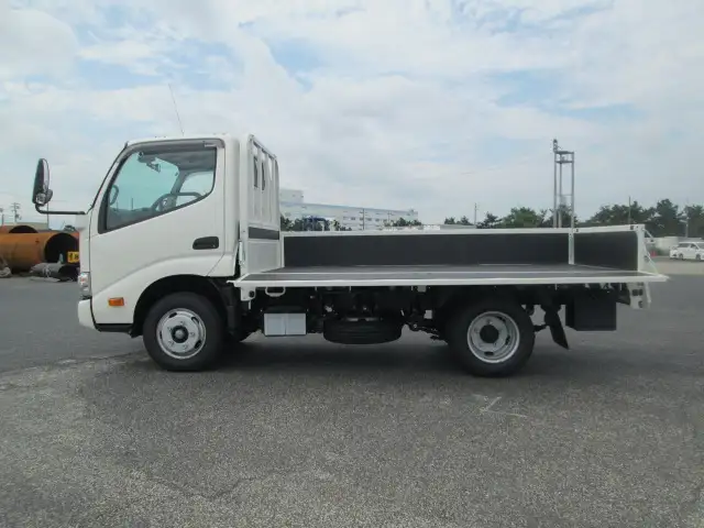 日野 デュトロ 小型 平ボディ 2KG-XZC605M R5の中古トラック画像8