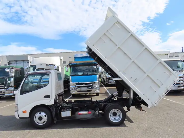 日野 デュトロ 小型 ダンプ 土砂禁 TKG-XZU620Tの中古トラック画像4