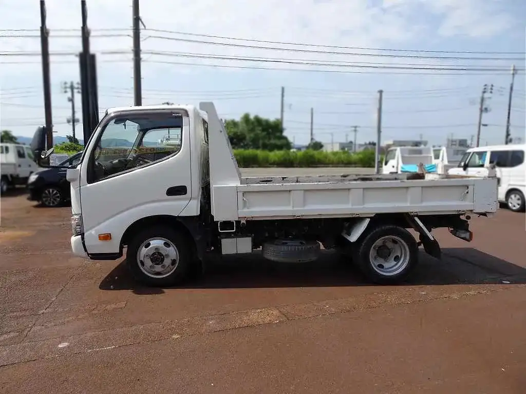 日野 デュトロ 小型 ダンプ 強化 TKG-XZU675Tの中古トラック画像3