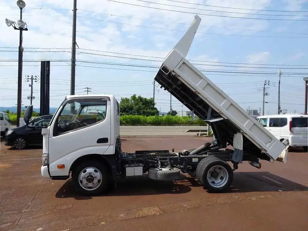 日野 デュトロ 小型 ダンプ 強化 TKG-XZU675Tの中古トラック画像5