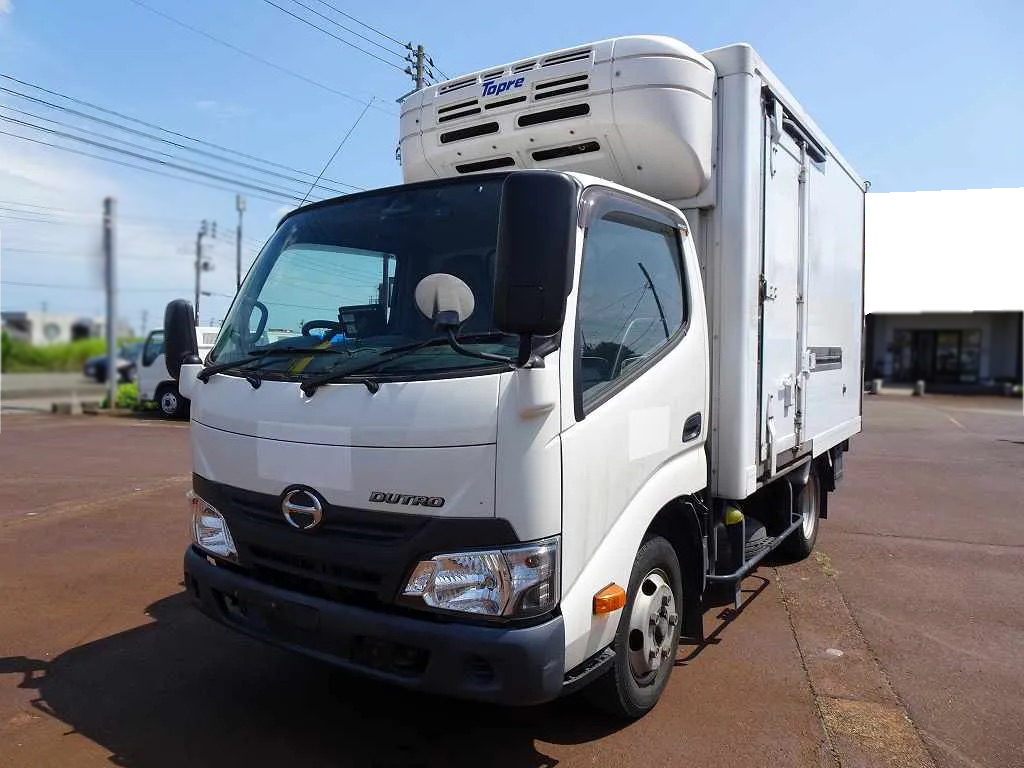 日野 デュトロ 小型 冷凍冷蔵 10尺 TPG-XZC605M