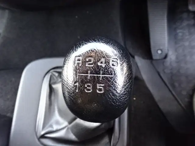 三菱 ファイター 中型/増トン ウイング エアサス ベッドの中古トラック画像15