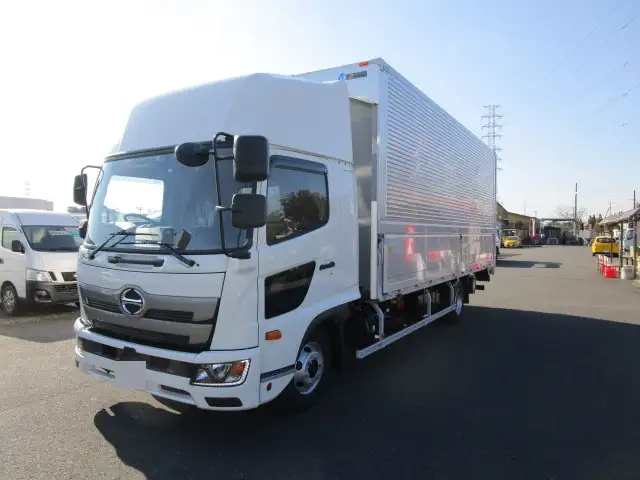 日野 レンジャー 中型/増トン ウイング パワーゲート エアサスの中古トラック画像1