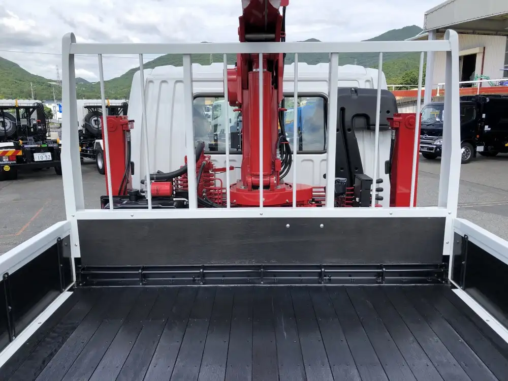 三菱 ファイター 中型/増トン 車両重機運搬 5段クレーン ラジコンの中古トラック画像4