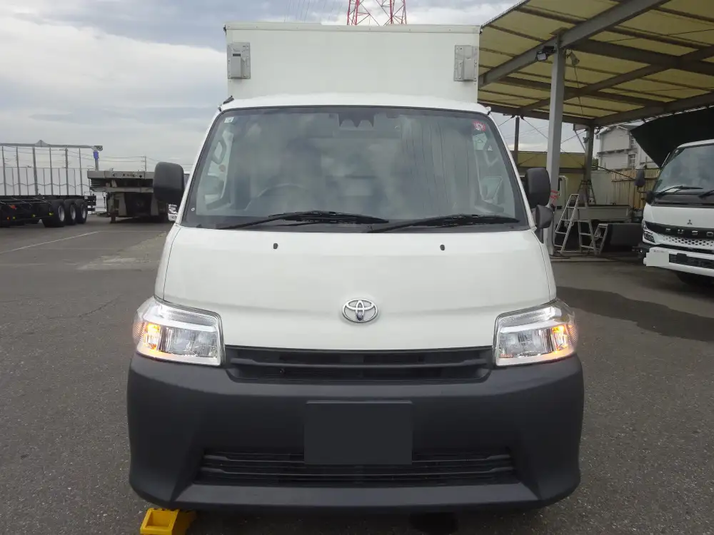 トヨタ タウンエース 小型 特殊車両 5BF-S403U R4の中古トラック画像2