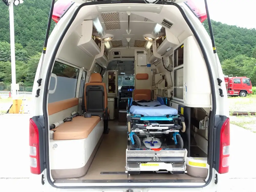 トヨタ ハイエース 小型 特殊車両 CBF-TRH226S H23の中古トラック画像8