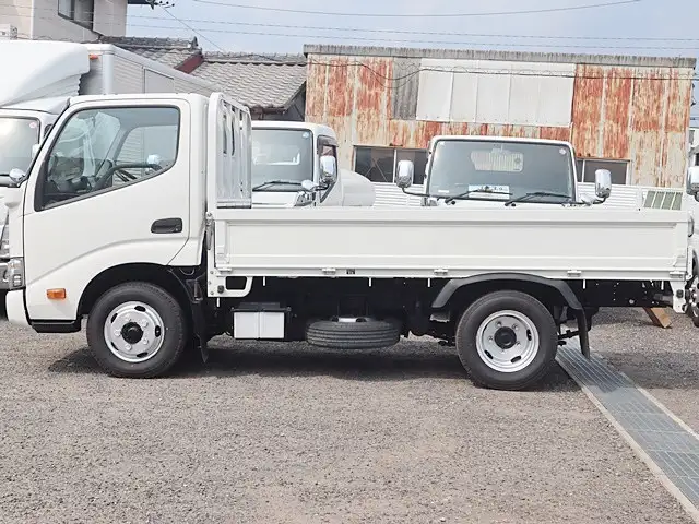 トヨタ ダイナ 小型 平ボディ TKG-XZC605 H29の中古トラック画像6