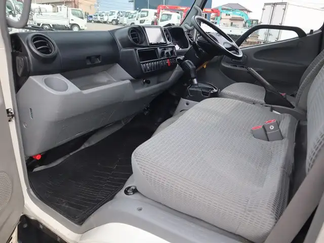 トヨタ ダイナ 小型 平ボディ TKG-XZC605 H29の中古トラック画像12